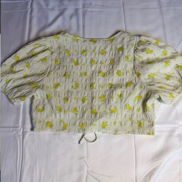 Cotton On Puff Sleeve Double Front Tie Crop Top Yellow Floral Pattern Size L - Picture 7 of 9